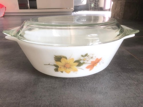 Cocotte four vintage pyrex - à,