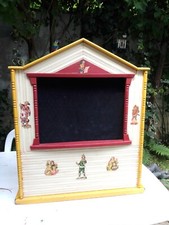 ANCIEN THEATRE DE MARIONNETTE EN BOIS