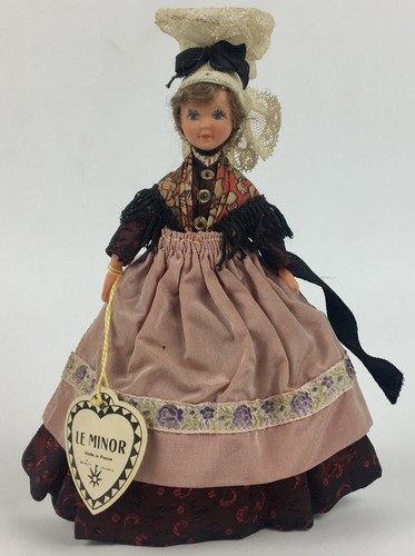 Ancienne poupee souvenir - souvenir, le