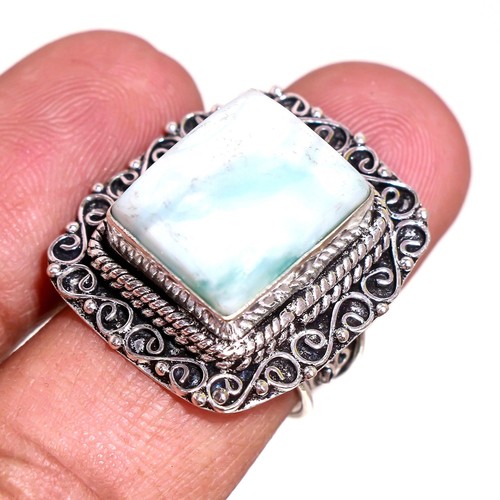 Bague pierre précieuse