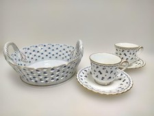 Lot tasses et - de, 2