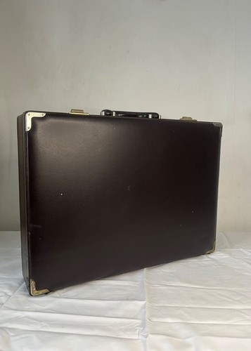 Ancienne mallette rigide - , en