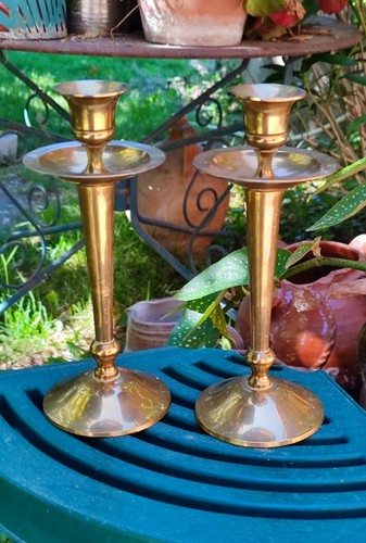 Paire anciens bougeoirs - d'anciens,