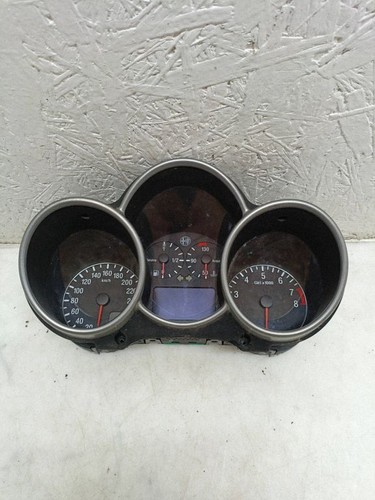 735292040 alfa romeo 147 - alfa, 2002
