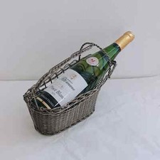 Porte-bouteille de vin / support de style osier en métal vintage