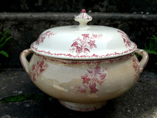 SOUPIERE  ANCIENNE UC SARREGUEMINES MODELE MARGOT TERRE DE FER