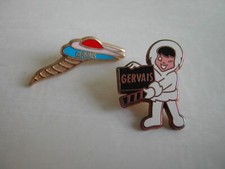 Lot de 2 pin's Alimentation - Glaces GERVAIS - Esquimaux signé DECAT Paris