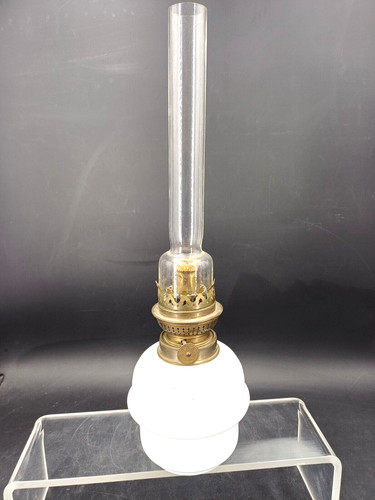 Lampe petrole ancienne en - lampe, a