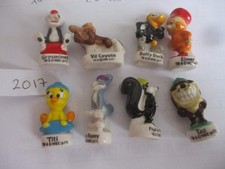 LOT 8 fèves séries Warner bros Looney tunes 2017 titi taz coyote elmer