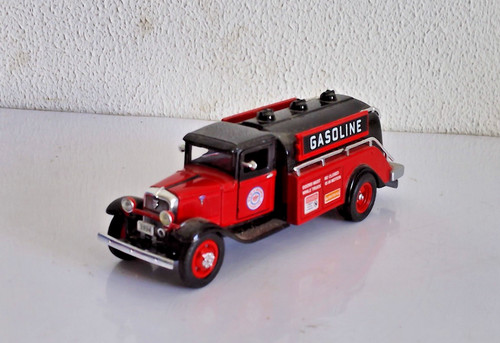 Camion unique replicas - 1/43,