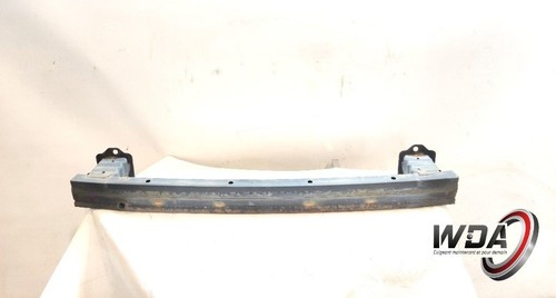 Traverse absorbeur bouclier
