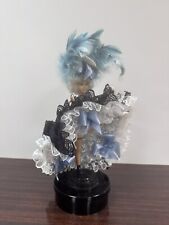 Poupée musical sur socle , vintage 