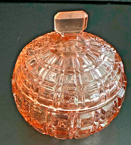 Verre moulé rose - verre, 1940/50
