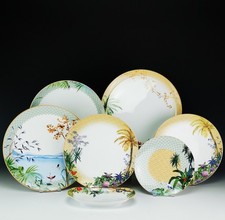 BERNARDAUD Limoges - Modèle "TROPIQUES" - Service de table - 53 pièces / 12 pers