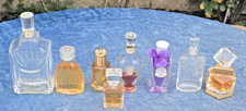 8 Jolies flacons à parfum anciens divers avec bouchons d'origine / Collection