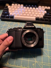 Olympus OM-D EM-5 Black Body