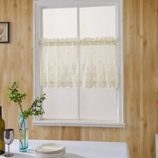 Dentelle Court Black-Out