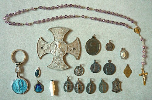 Lot medailles religieuses - medailles,