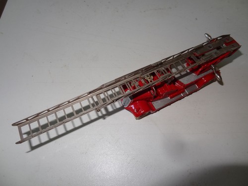 Dinky camion echelle pompiers - camion,