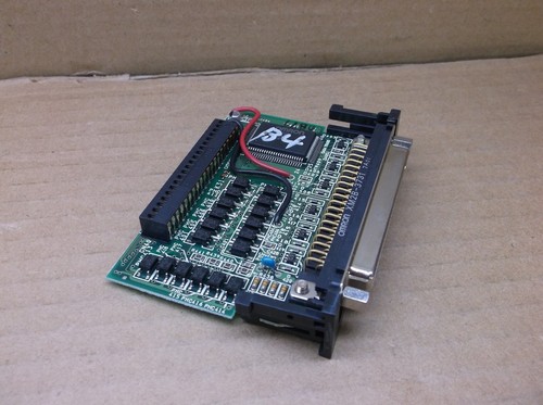 Omron xm2b 3731 - omron, connecteur