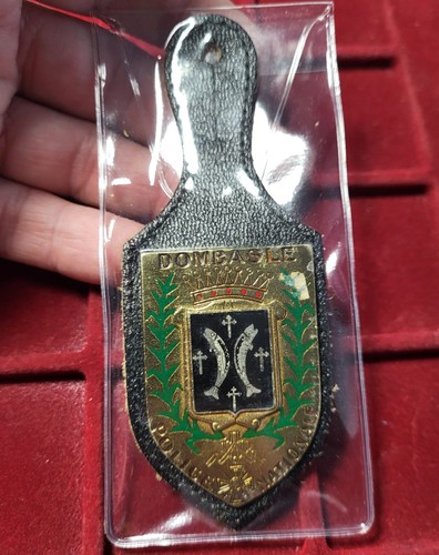 128 pucelle insigne - pucelle, /