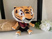 21 ⚜️ Peluche Doudou Kung