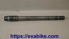 axe de roue avant pour Suzuki 600 Bandit  de 1995 a 1999