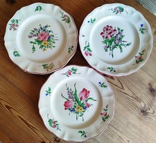 3 Assiettes plates en faïence Lunéville modèle réverbère Décor roses et tulipes 