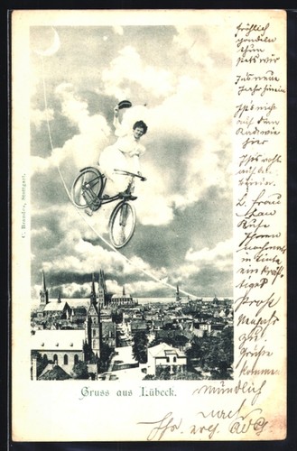 Lübeck dame vélo dans - à,