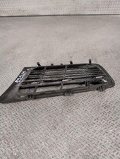 Grille de calandre droite
