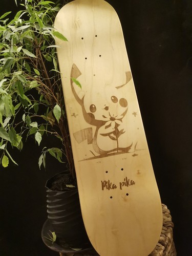 Planche skate pikachu pokémon - planche,
