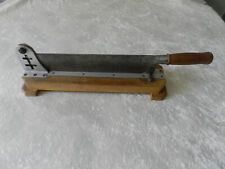 Rare ancien coupe pain Art Populaire SOMBORN LAN FER monture Croix de Lorraine