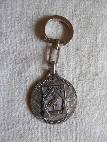 Porte cle escorteur rapide - porte,