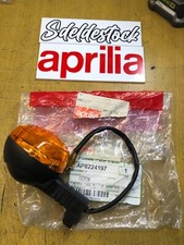 1 clignotant av droit ar gauche APRILIA ap8224197 rs 50 1999 2005 sr 50 h2o