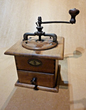 ANCIEN  MOULIN  A CAFE  DE MARQUE "MUTZIG FRAMONT"