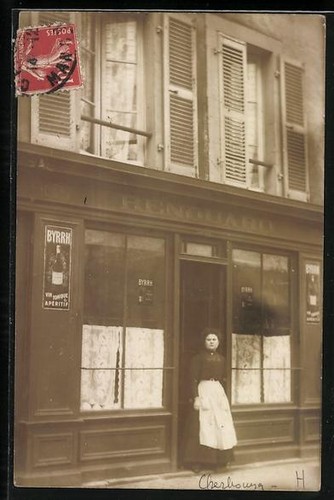 Carte postale photo - , femme