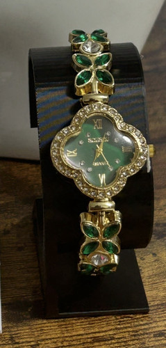 Women quartz clover analog - quartz,
