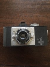 Vintage Universal Camera ,Univex Iris 35 Mm Camera,Vitar 50mm Lens. Collectable