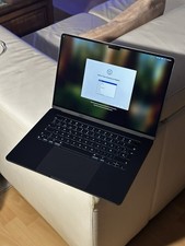 APPLE Macbook Air 15" 2024 -