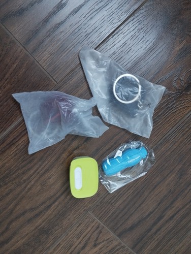 Tupperware lot porte cles - tupperware,