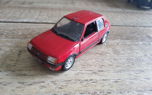 Peugeot 205 gti solido - , norev