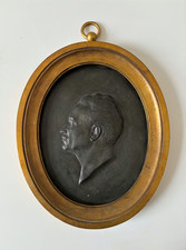 Ancien bas relief en bronze