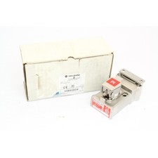 Allen-Bradley 440T-MSSLE100M Guardmaster Trapped Key interlock (B1165)