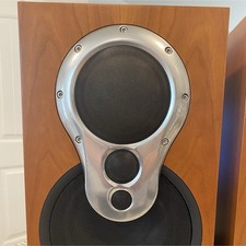 Linn Akurate 212 Bookshelf