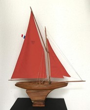 VOILIER DE BASSIN NOVA N°8