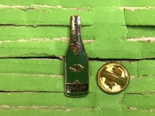pins POMMERY signé PROMO PLUS AG. CHAMPAGNE REIMS 1836 ARDENNES FRANCE