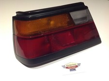 Nissan sunny feu arrière