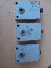 3 serrures ancienne porte