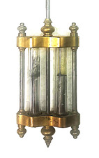 Petit balancier à liquide
