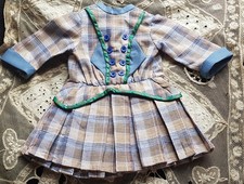 jolie robe poupée ancienne